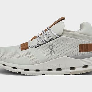 On Clouds Women Cloudnova Running Shoe Size 7